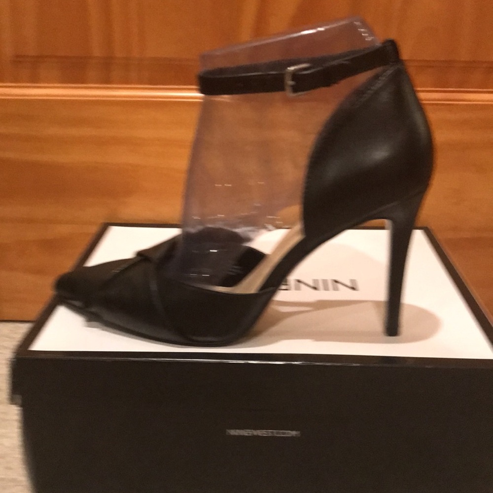 Nine West Faintlyo Heels - Picture 6 of 14
